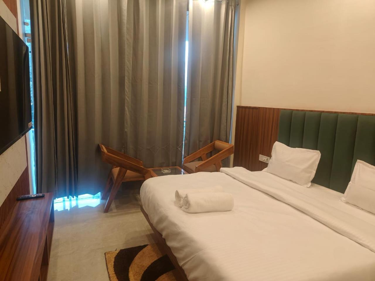 Aroma Resort Ришикеш Экстерьер фото